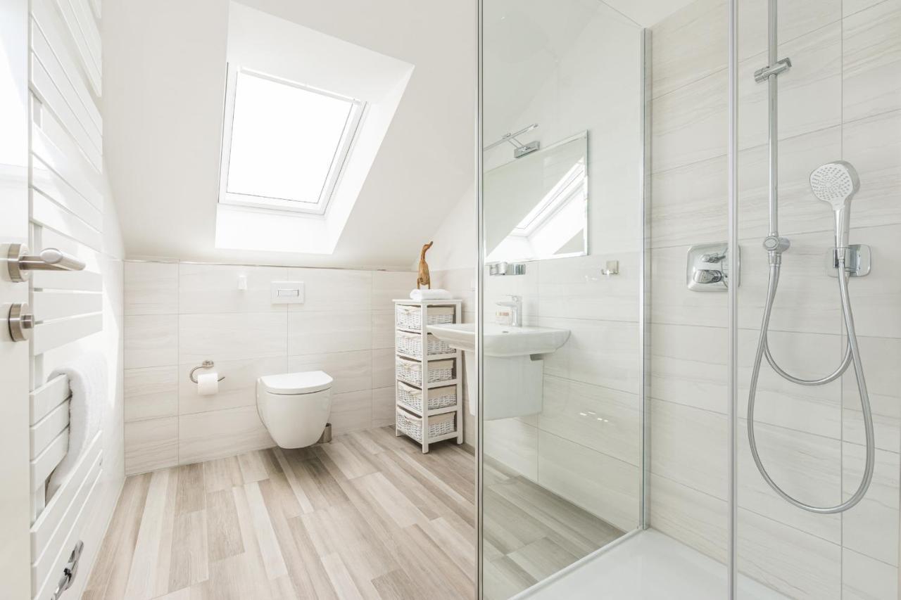 Luxus-See-Domizil Mit Sauna, Kamin Und Boot-130 Qm Fuer 6 Personen Krakow am See Dış mekan fotoğraf